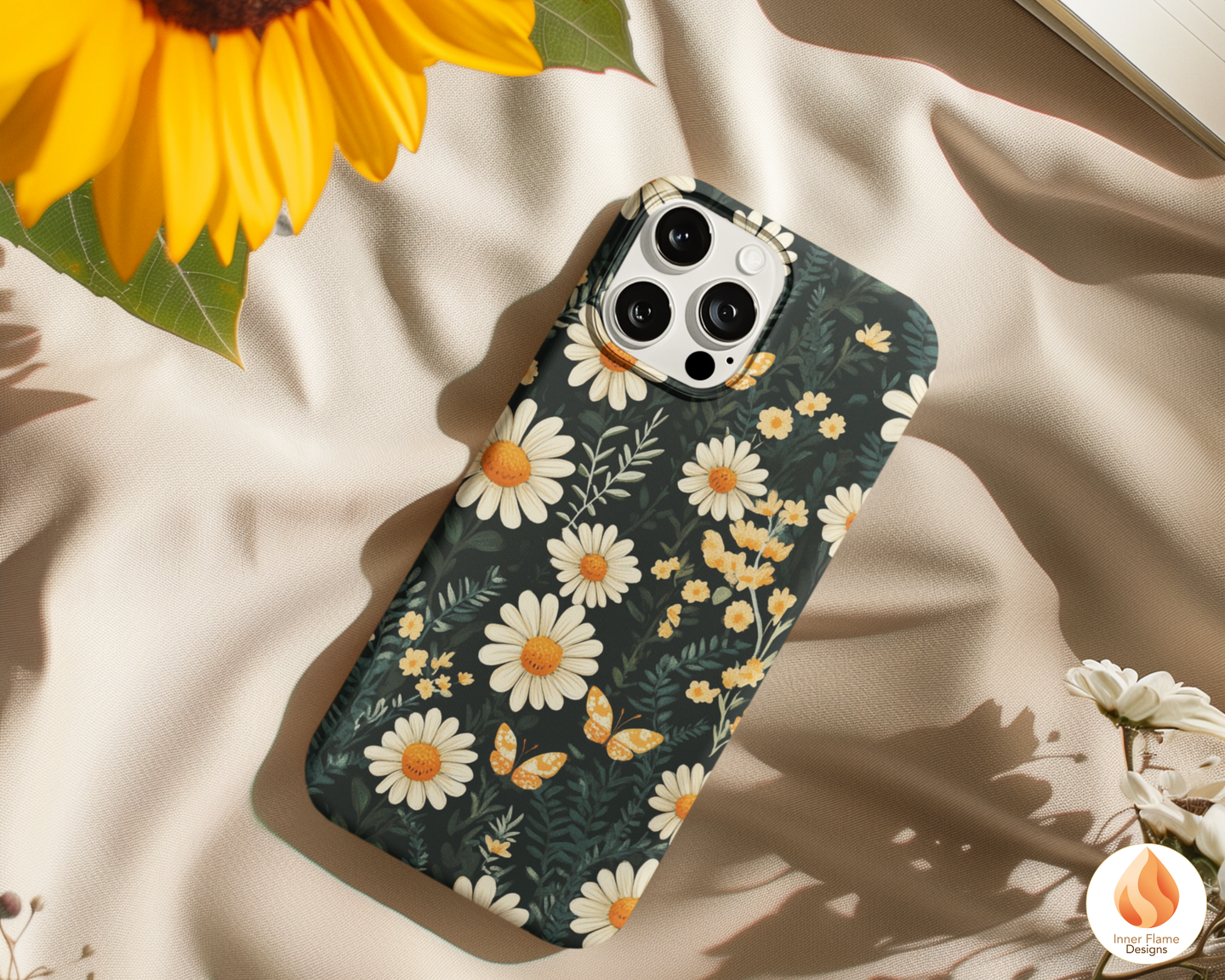 Dynamic Daisy Floral Surface Patterns | Seamless Patterns for Wallpaper, Textiles, Packaging and Digital Designs
