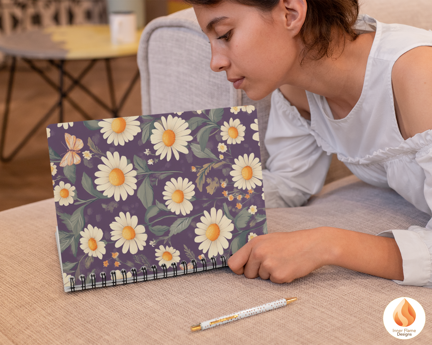Dynamic Daisy Floral Surface Patterns | Seamless Patterns for Wallpaper, Textiles, Packaging and Digital Designs