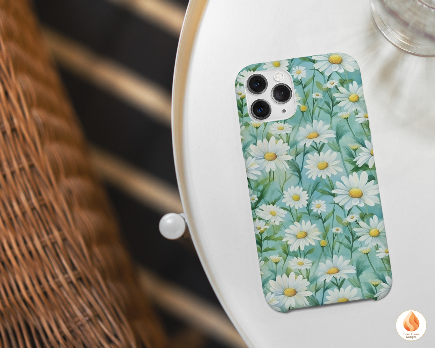 Watercolour Daisy Floral Surface Patterns | Seamless Patterns for Wallpaper, Textiles, Packaging and Digital Designs